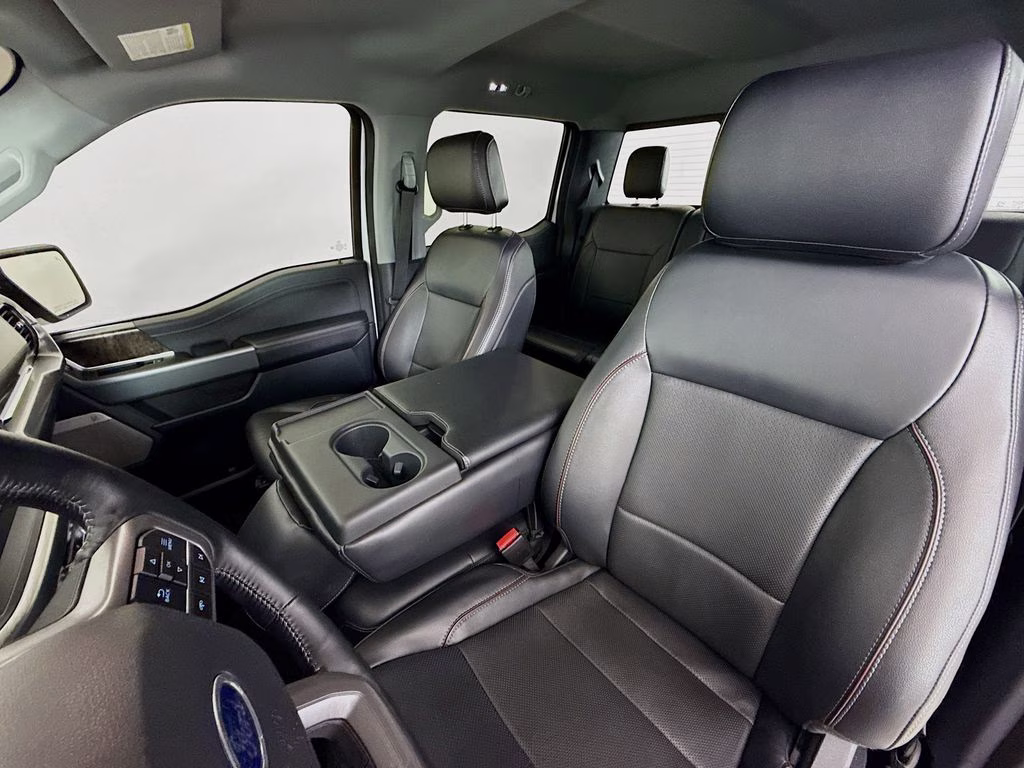 2022 Oxford White Ford F-150 Lariat 4X4 Truck