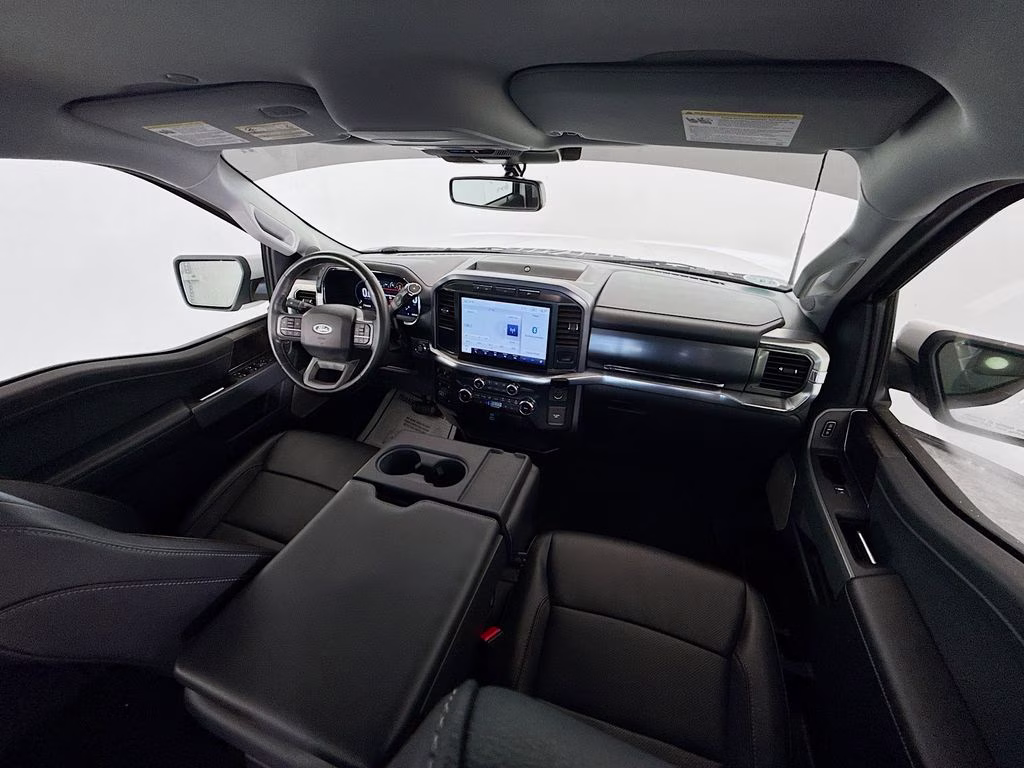 2022 Oxford White Ford F-150 Lariat 4X4 Truck