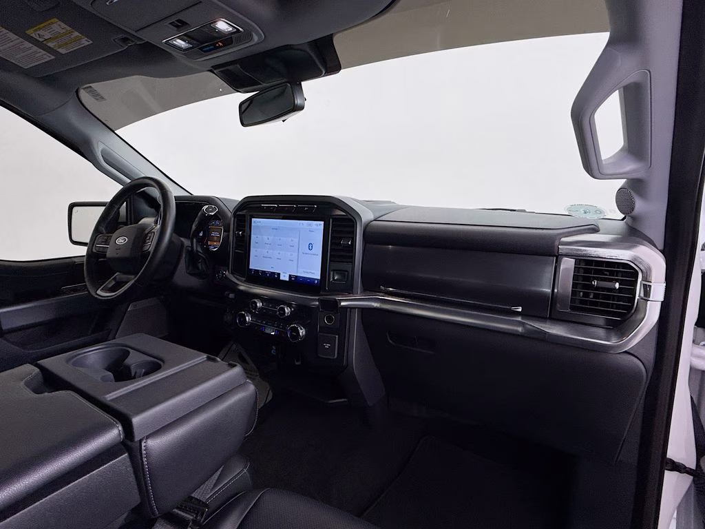 2022 Oxford White Ford F-150 Lariat 4X4 Truck