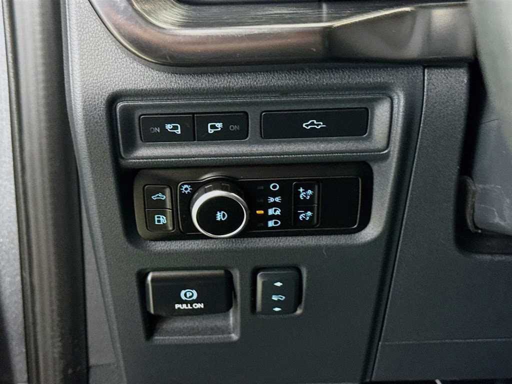 2023 Gray Metallic Ford F-150 Lariat 4X4 Truck