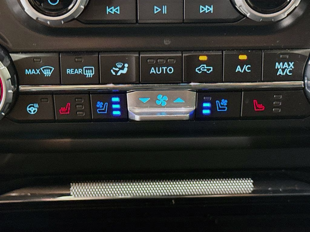 2023 Gray Metallic Ford F-150 Lariat 4X4 Truck