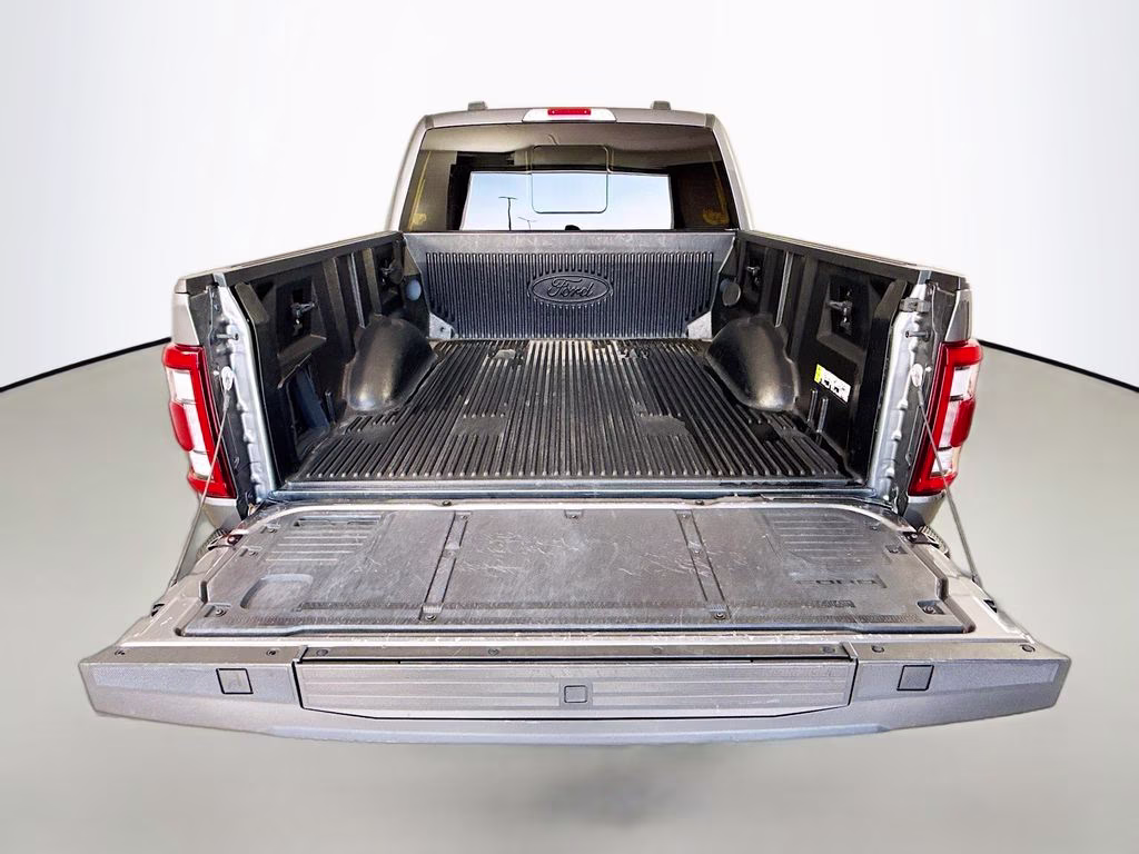 2023 Gray Metallic Ford F-150 Lariat 4X4 Truck