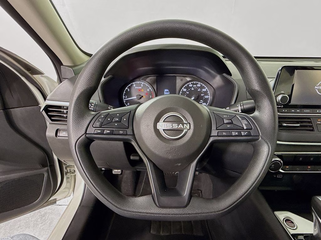 2024 Glacier White Nissan Altima 2.5 S FWD Sedan