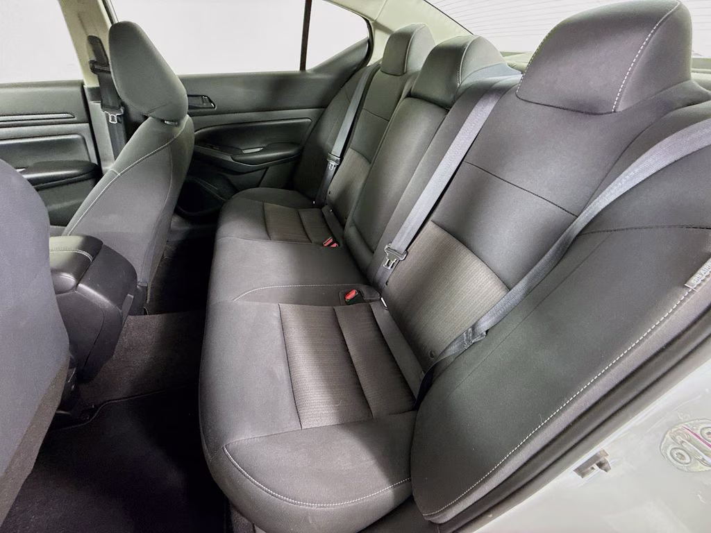 2024 Glacier White Nissan Altima 2.5 S FWD Sedan