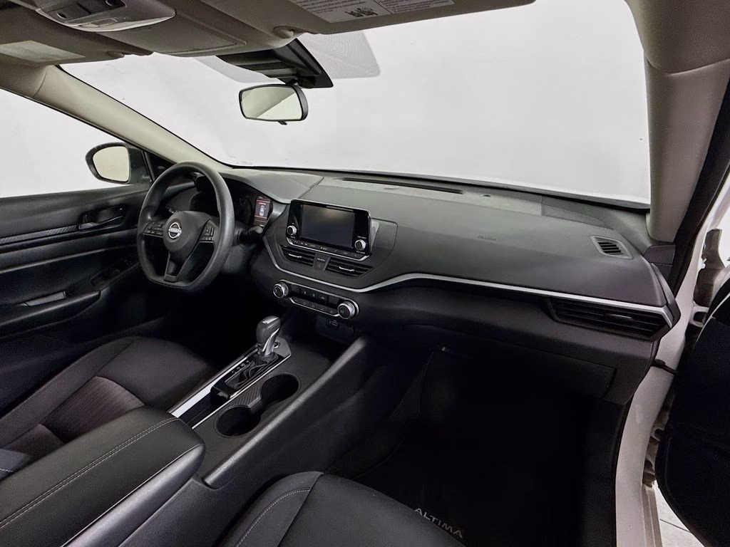 2024 Glacier White Nissan Altima 2.5 S FWD Sedan