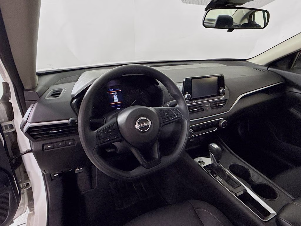 2024 Glacier White Nissan Altima 2.5 S FWD Sedan