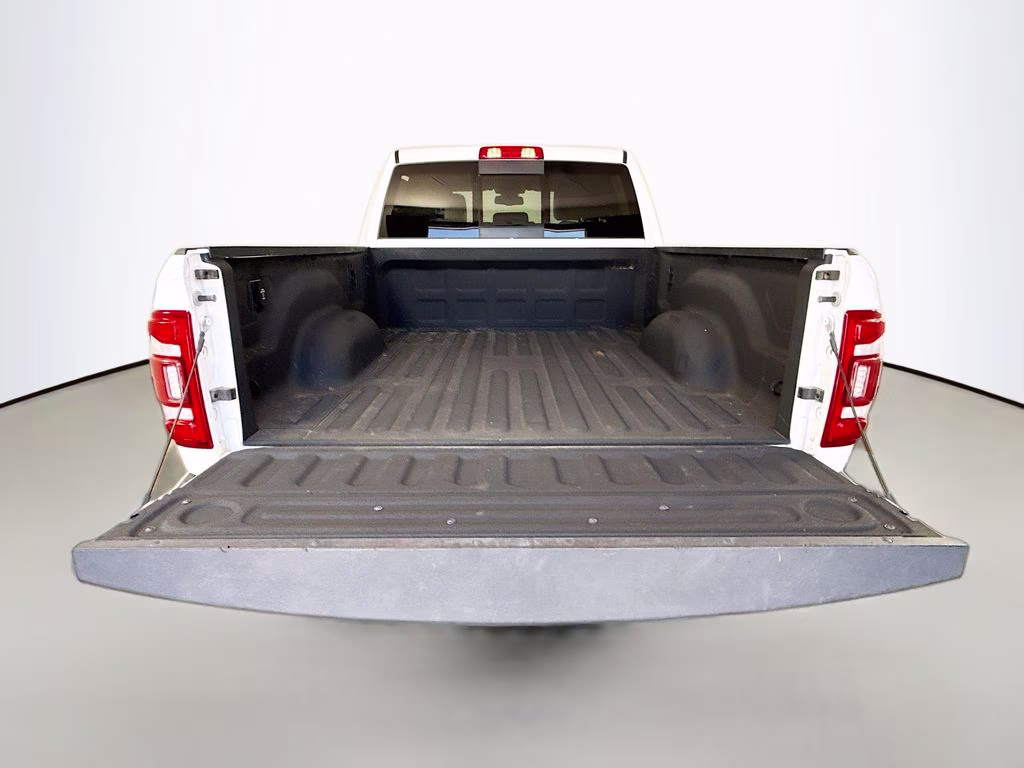 2022 Bright White Clearcoat Ram 2500 Laramie 4X4 Truck