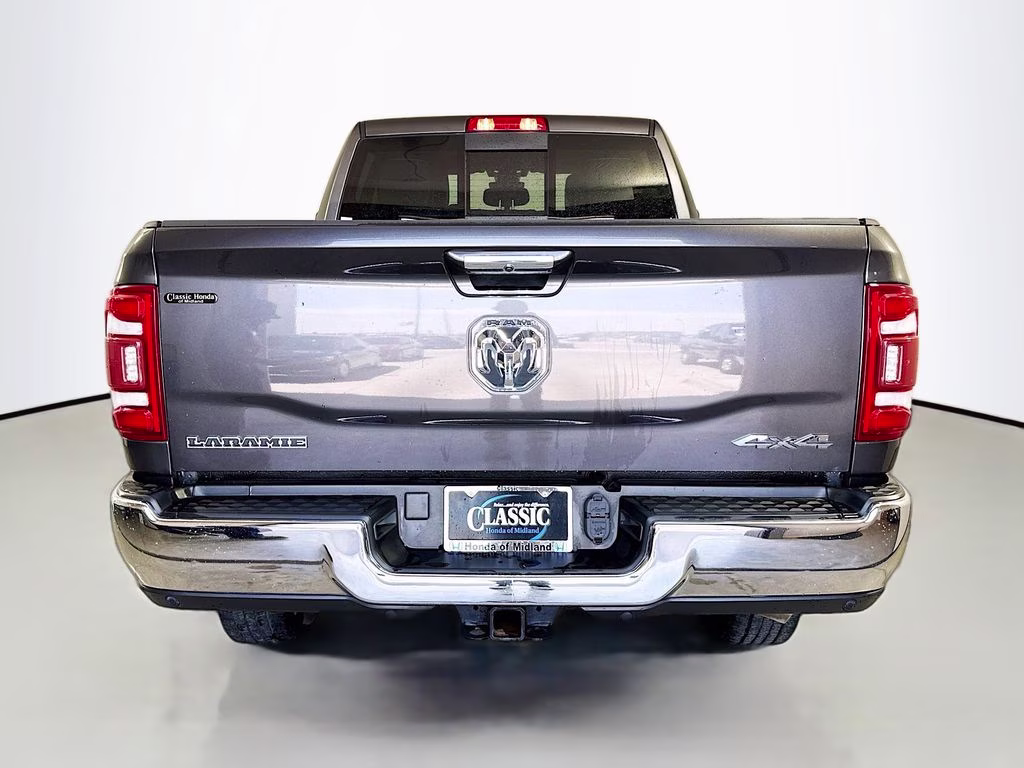 2022 Granite Crystal Metallic Clearcoat Ram 2500 Laramie 4X4 Truck