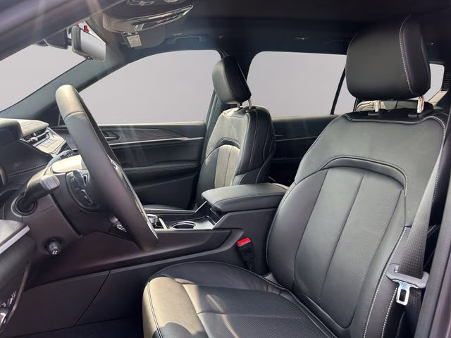 2026 Baltic Gray Metallic Clearcoat Jeep Grand Cherokee L Limited Reserve 4X4 SUV