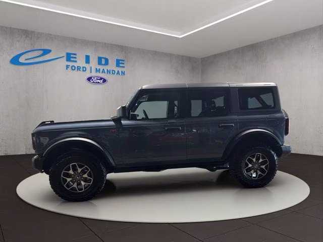 2023 Azure Gray Metallic Tri-Coat Ford Bronco Badlands 4X4 SUV