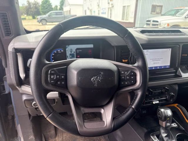 2023 Azure Gray Metallic Tri-Coat Ford Bronco Badlands 4X4 SUV