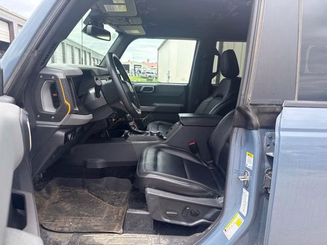 2023 Azure Gray Metallic Tri-Coat Ford Bronco Badlands 4X4 SUV