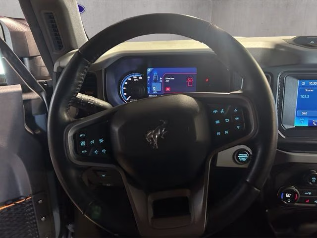 2023 Azure Gray Metallic Tri-Coat Ford Bronco Badlands 4X4 SUV