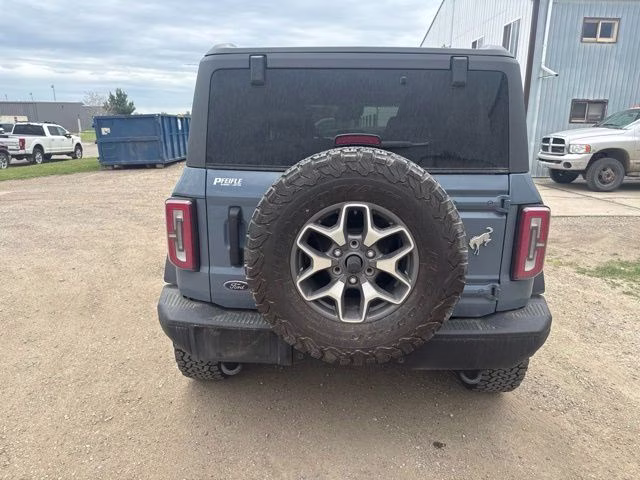 2023 Azure Gray Metallic Tri-Coat Ford Bronco Badlands 4X4 SUV