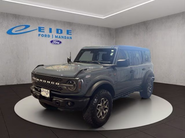 2023 Ford Bronco Badlands 4x4's photo