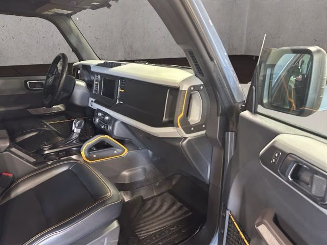 2023 Azure Gray Metallic Tri-Coat Ford Bronco Badlands 4X4 SUV