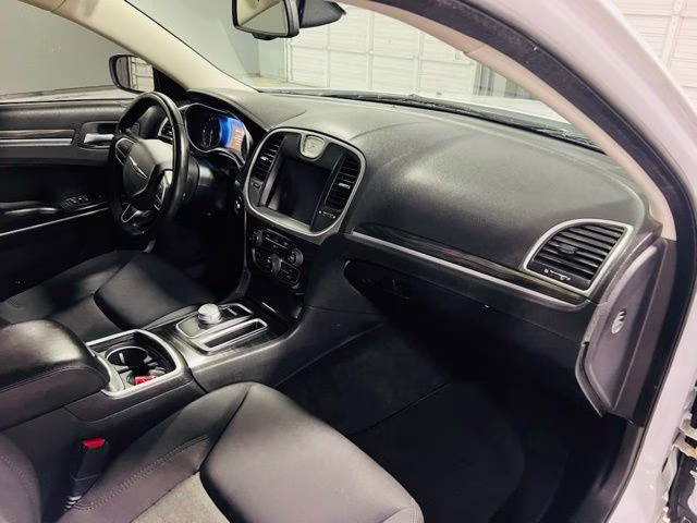 2021 Bright White Clearcoat Chrysler 300 Touring RWD Sedan