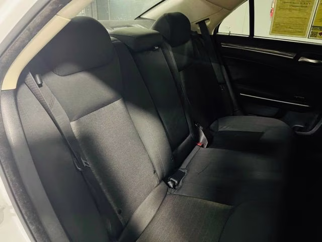 2021 Bright White Clearcoat Chrysler 300 Touring RWD Sedan