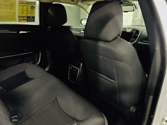 2021 Bright White Clearcoat Chrysler 300 Touring RWD Sedan