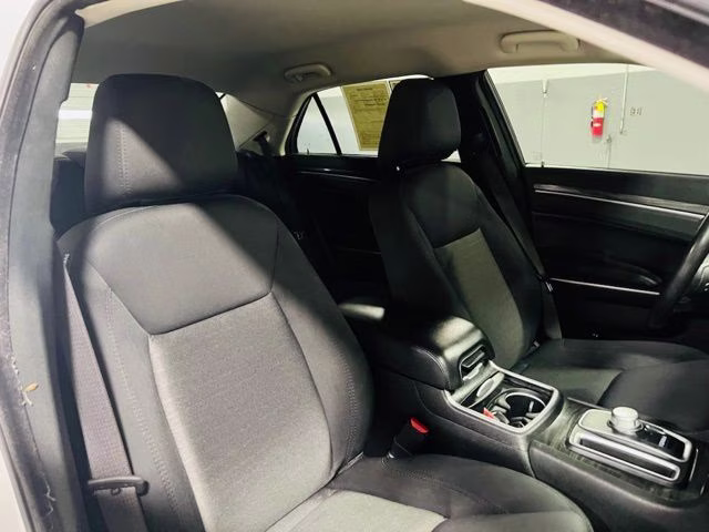 2021 Bright White Clearcoat Chrysler 300 Touring RWD Sedan