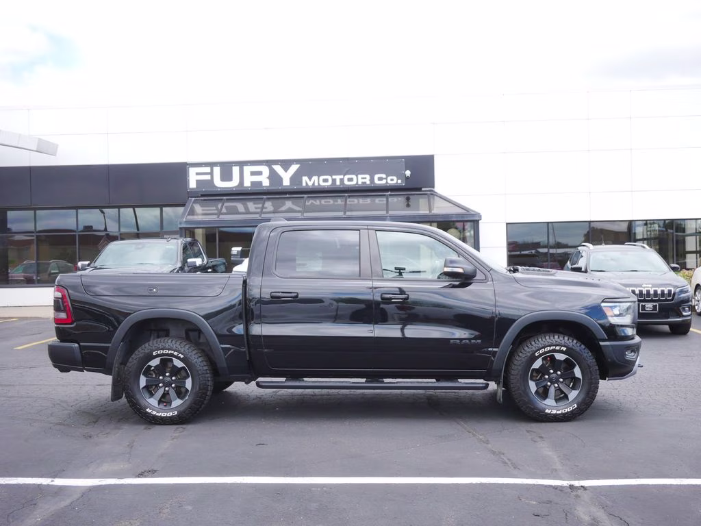 2019 Diamond Black Crystal Pearlcoat Ram 1500 Rebel 4X4 Truck