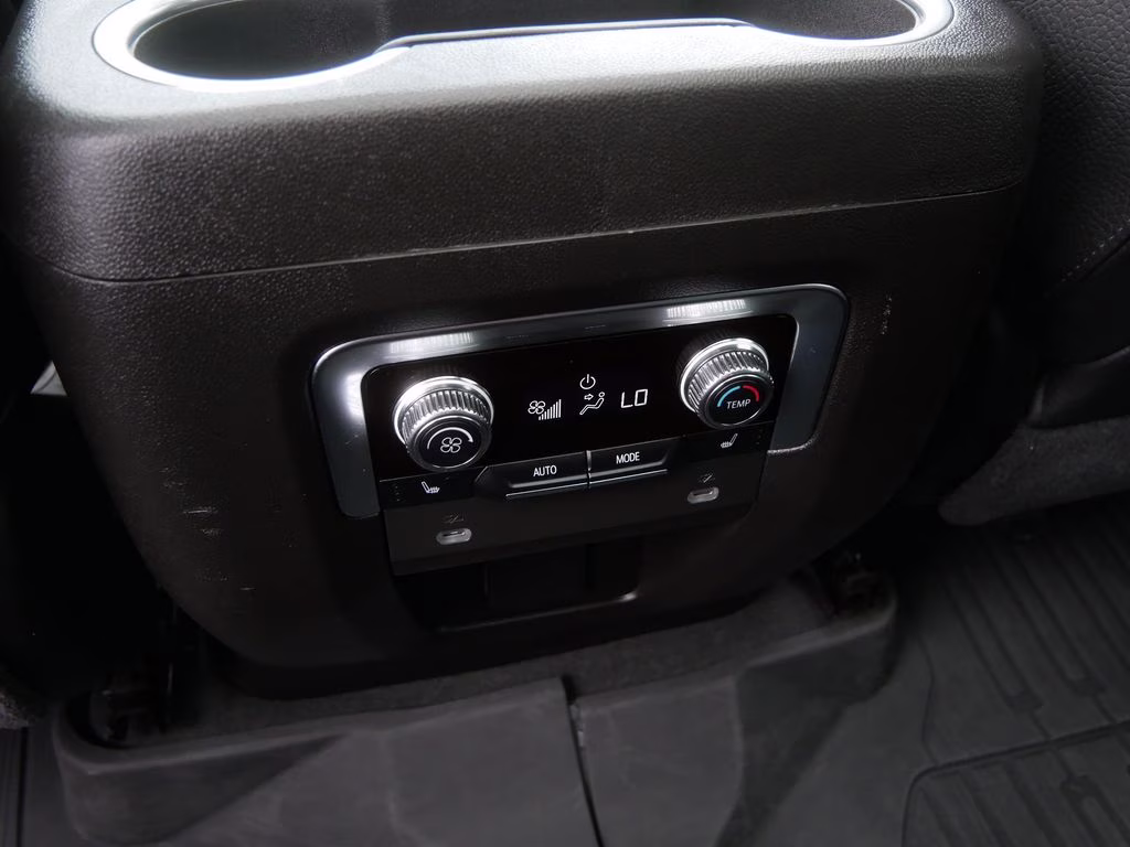 2021 Black GMC Yukon Denali w/ Pano Roof 4X4 SUV