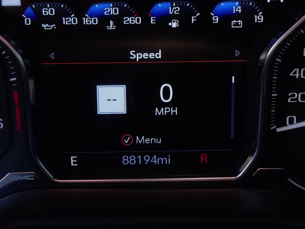 2021 White GMC Yukon Denali w/ Pano Roof & Advanced Tech Pckg 4X4 SUV