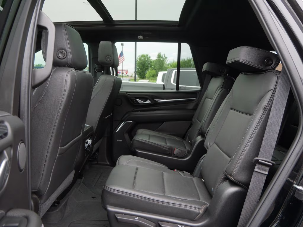 2021 Black GMC Yukon Denali w/ Pano Roof 4X4 SUV