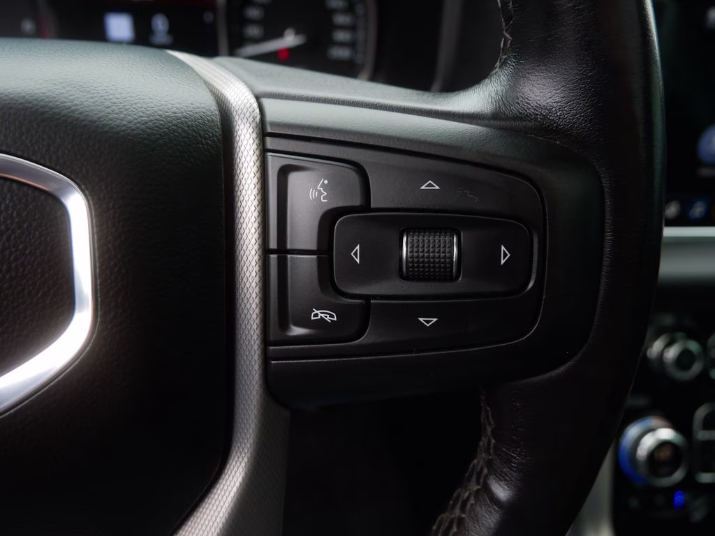 2021 Black GMC Yukon Denali w/ Pano Roof 4X4 SUV