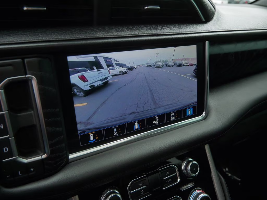 2021 Black GMC Yukon Denali w/ Pano Roof 4X4 SUV