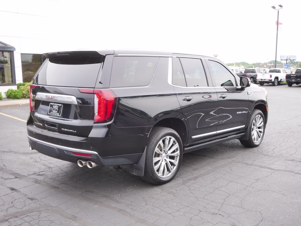 2021 Black GMC Yukon Denali w/ Pano Roof 4X4 SUV