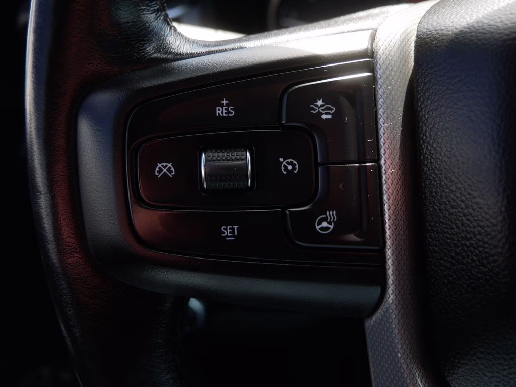 2021 White GMC Yukon Denali 4X4 SUV