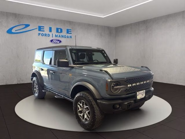 2023 Azure Gray Metallic Tri-Coat Ford Bronco Badlands 4X4 SUV
