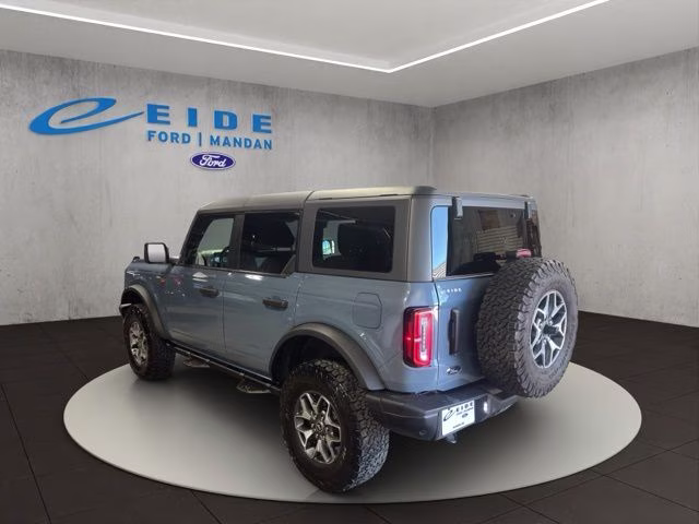 2023 Azure Gray Metallic Tri-Coat Ford Bronco Badlands 4X4 SUV