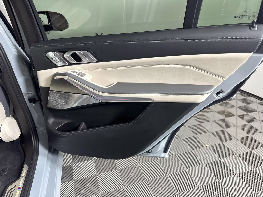2024 Brooklyn Gray Metallic BMW X7 M60i AWD SUV