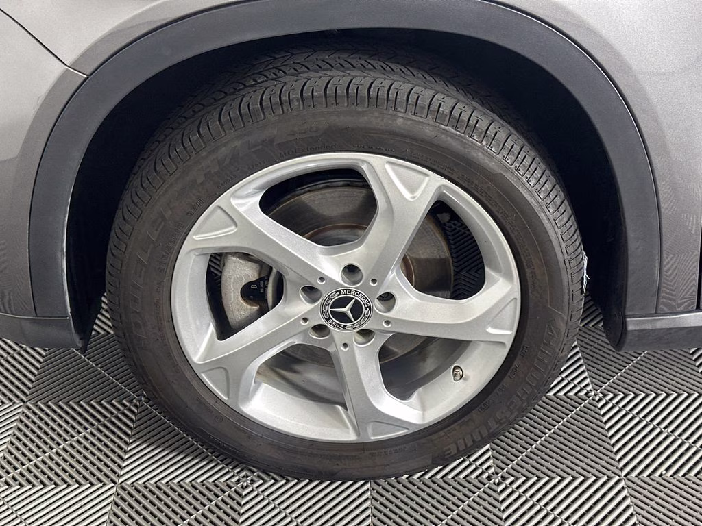 2020 Mountain Gray Metallic Mercedes-Benz GLA GLA 250 AWD SUV