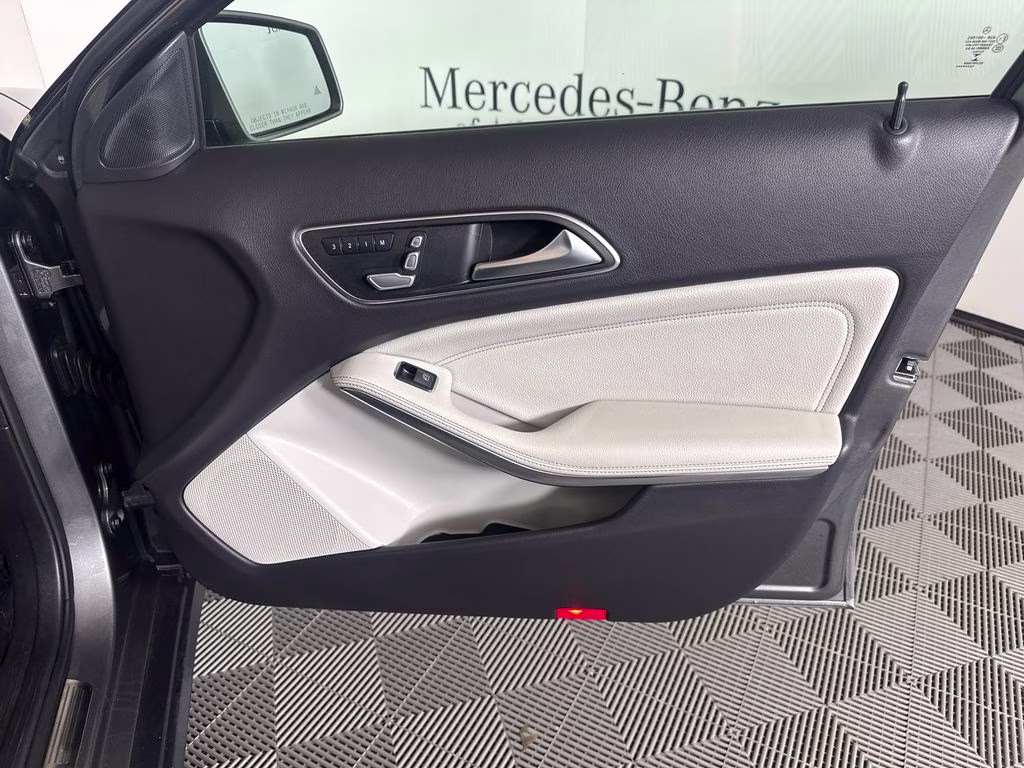 2020 Mountain Gray Metallic Mercedes-Benz GLA GLA 250 AWD SUV