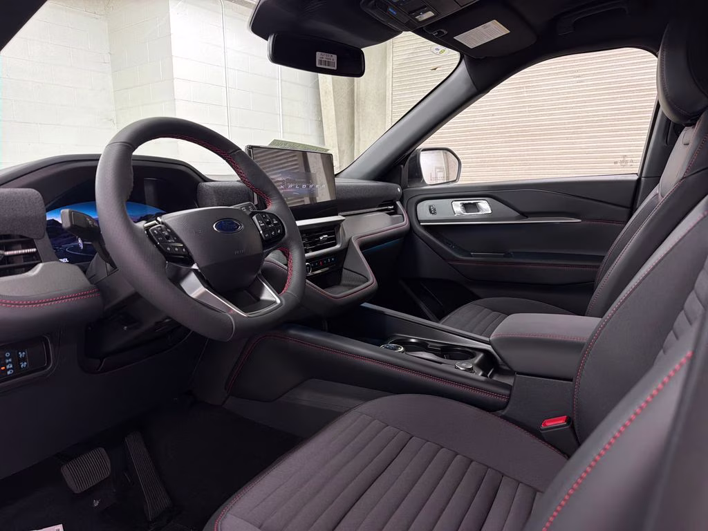 2026 STAR WHITE TRI-COAT Ford Explorer ST-Line RWD SUV