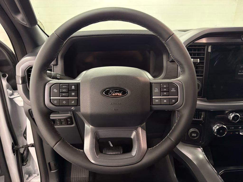 2026 OXFORD WHITE Ford F-150 XLT RWD Truck