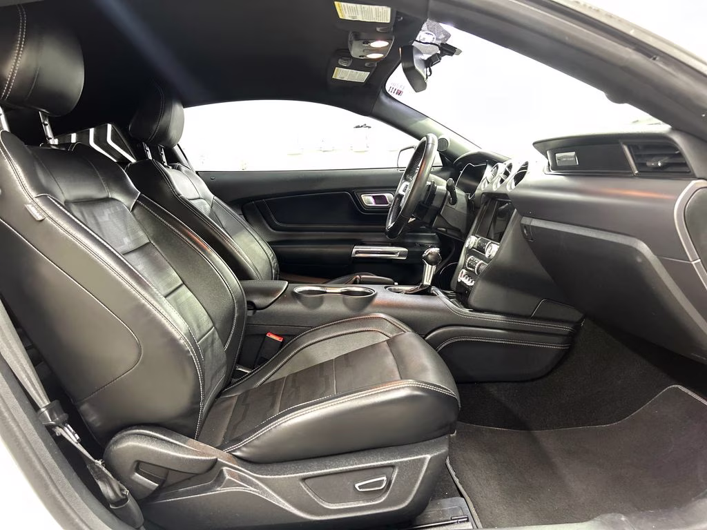 2019 Oxford White Ford Mustang EcoBoost Premium RWD Coupe
