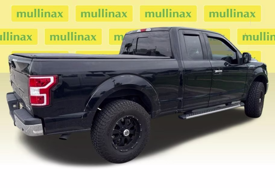 2018 Shadow Black Ford F-150 XLT 4X4 Truck