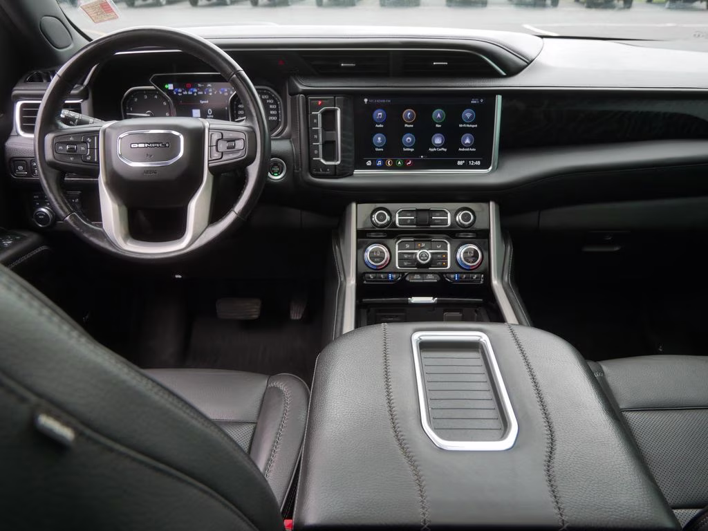 2021 Onyx Black GMC Yukon Denali w/ Pano Roof 4X4 SUV