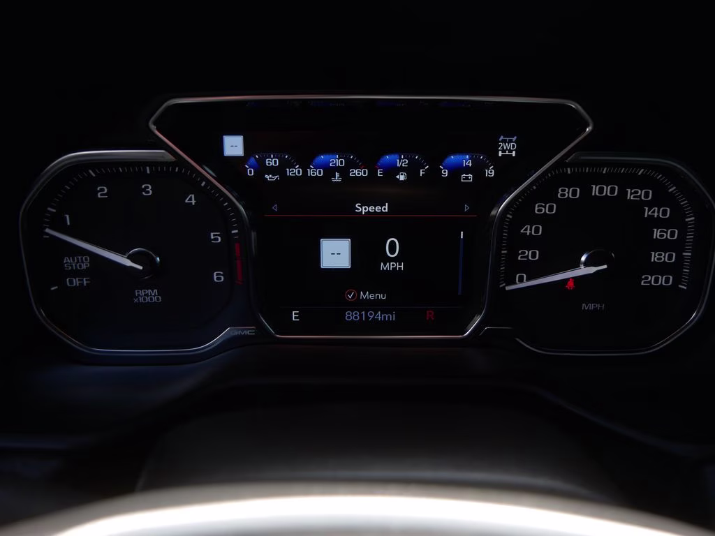 2021 White GMC Yukon Denali 4X4 SUV