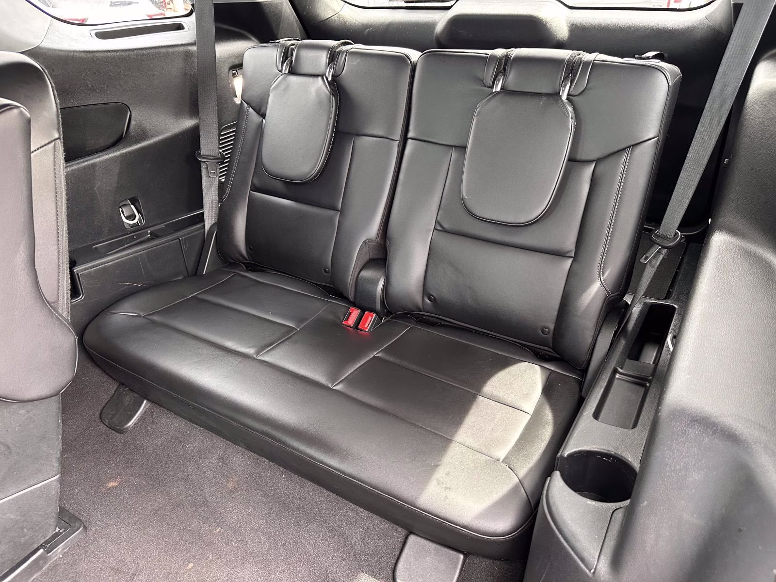 2023 Carbonized Gray Metallic Ford Explorer XLT 4WD 4X4 SUV