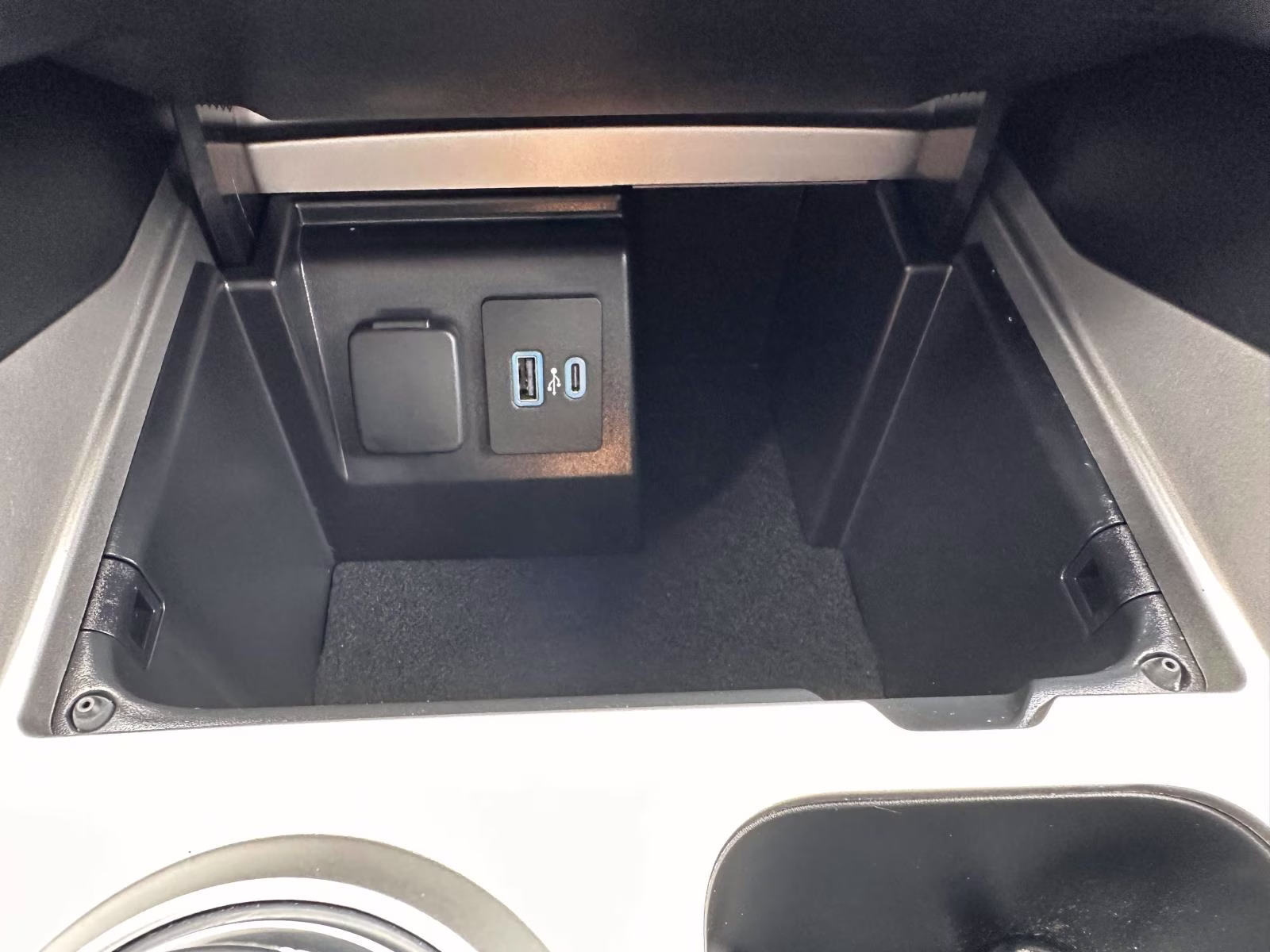 2023 Carbonized Gray Metallic Ford Explorer XLT 4WD 4X4 SUV