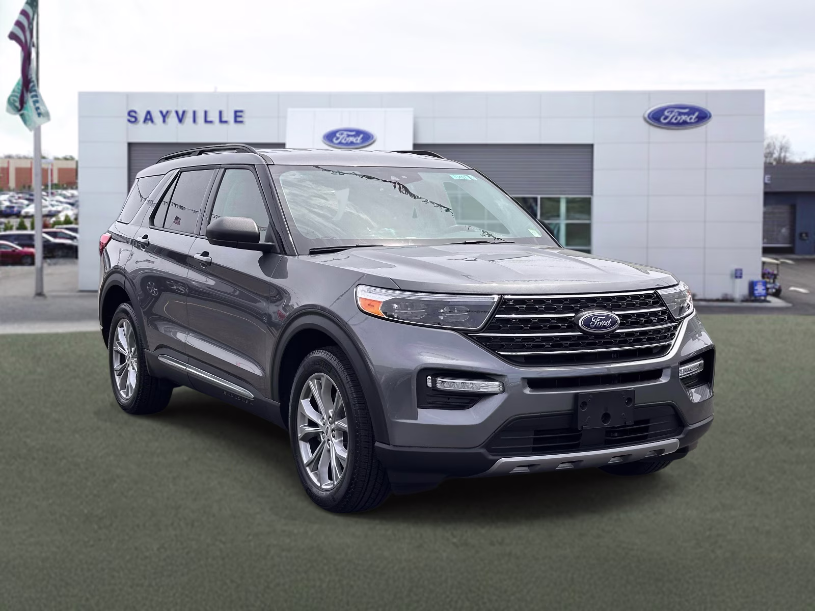 2023 Carbonized Gray Metallic Ford Explorer XLT 4WD 4X4 SUV