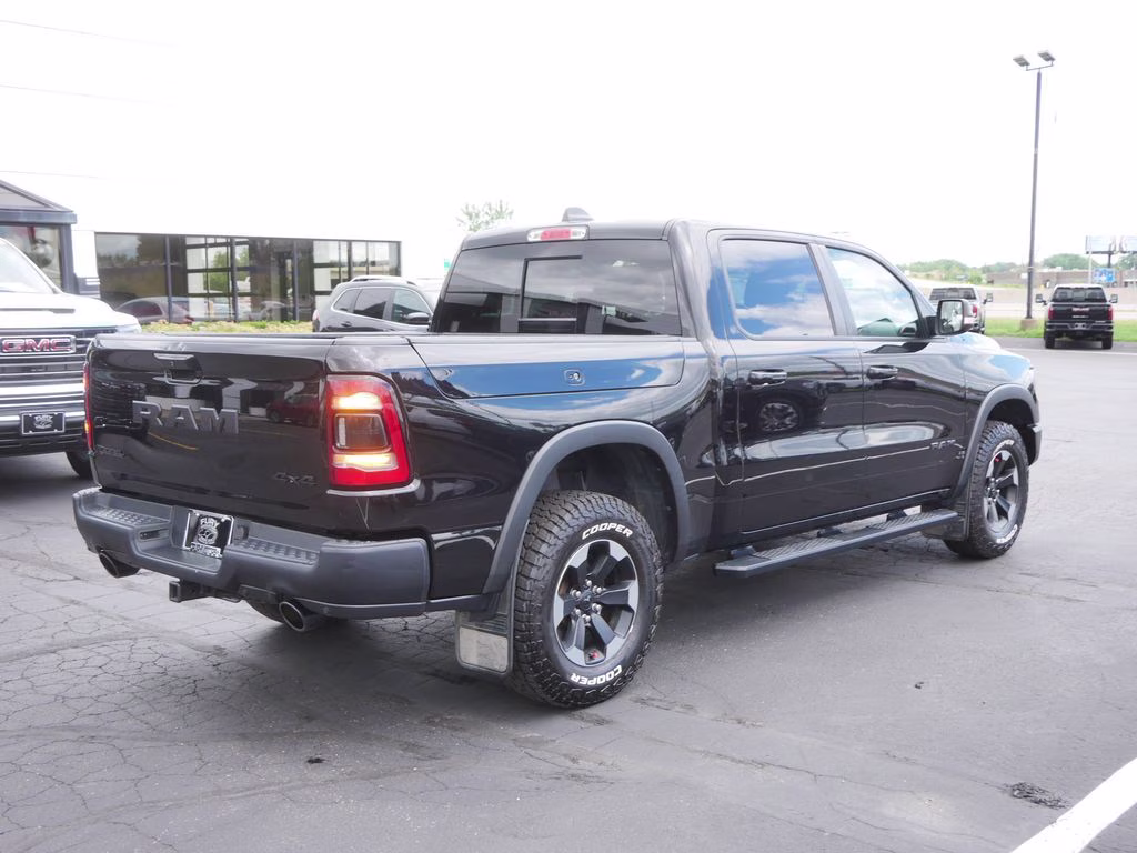 2019 Diamond Black Crystal Pearlcoat Ram 1500 Rebel 4X4 Truck