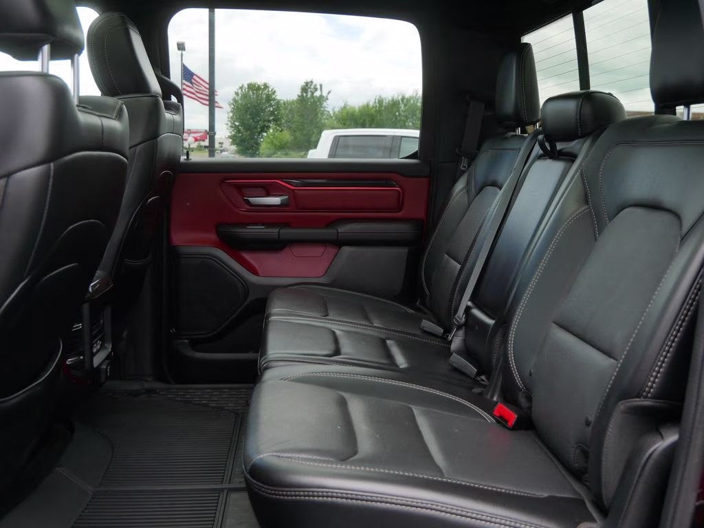 2019 Diamond Black Crystal Pearlcoat Ram 1500 Rebel 4X4 Truck