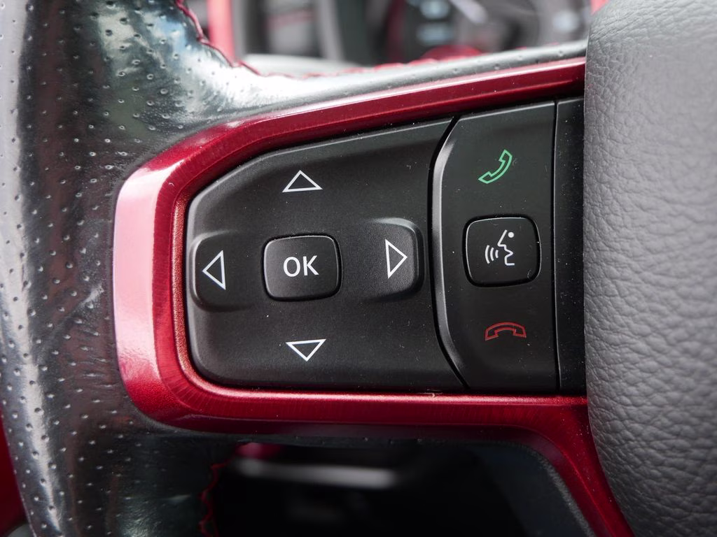 2019 Diamond Black Crystal Pearlcoat Ram 1500 Rebel 4X4 Truck