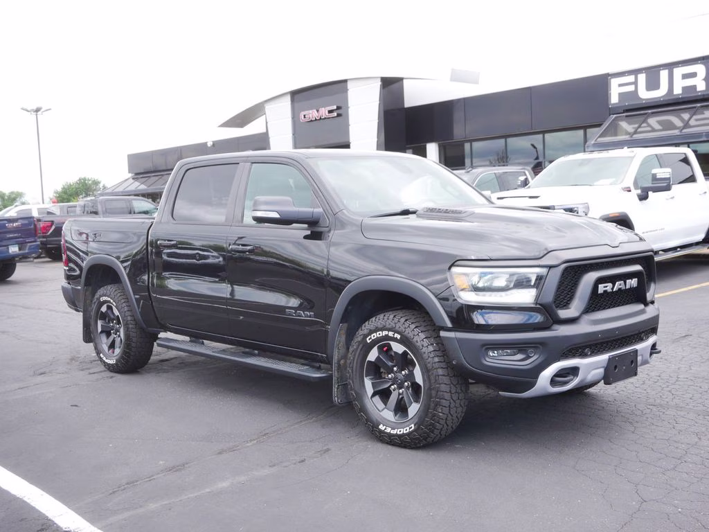 2019 Diamond Black Crystal Pearlcoat Ram 1500 Rebel 4X4 Truck